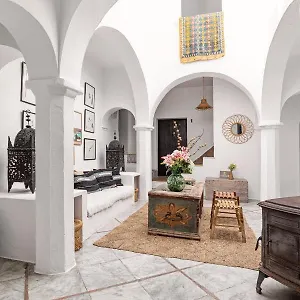 Zajazd Eole, Tarifa